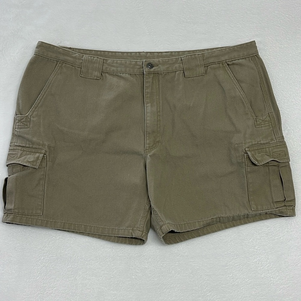Duluth Trading Co Men's Fire Hose Cargo Tan Shorts Sz 48